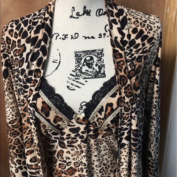 Lingerie set - Picture 3 of 4